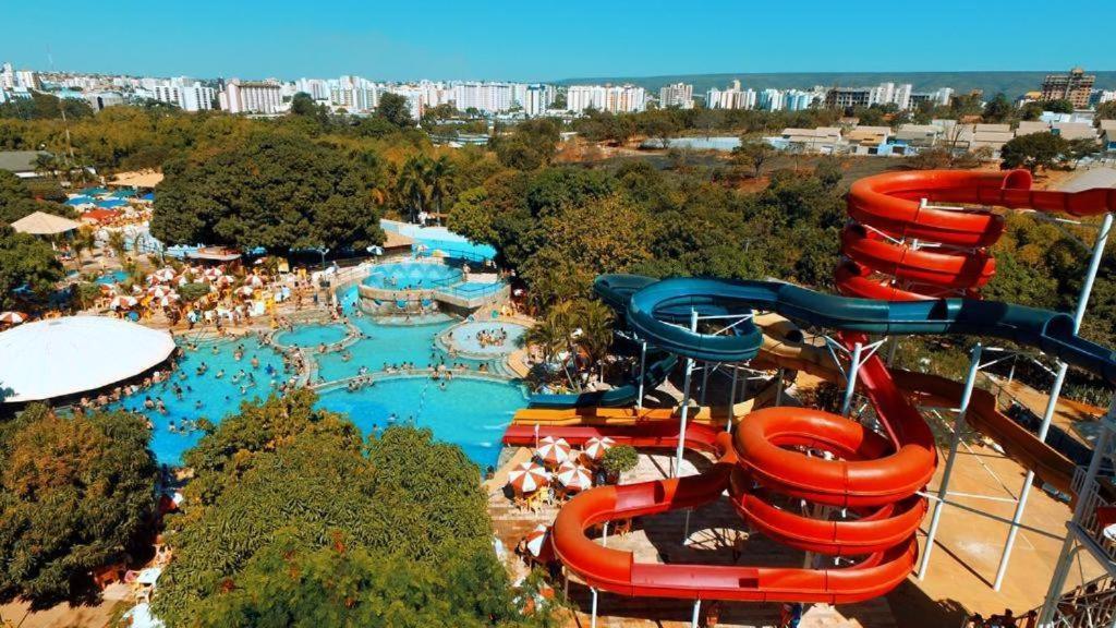 Piazza Diroma - Cortesia Park Diroma, Splash E Slide Caldas Novas Dış mekan fotoğraf