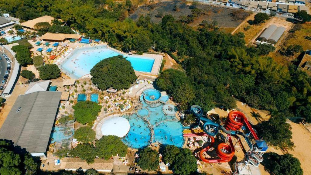 Piazza Diroma - Cortesia Park Diroma, Splash E Slide Caldas Novas Dış mekan fotoğraf