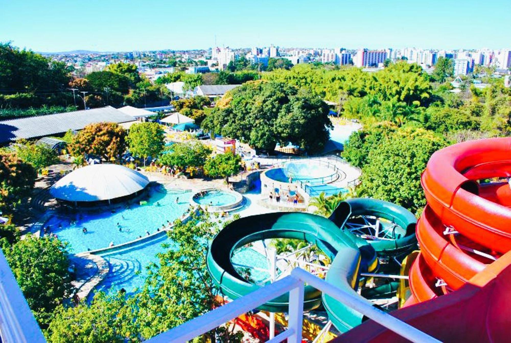 Piazza Diroma - Cortesia Park Diroma, Splash E Slide Caldas Novas Dış mekan fotoğraf