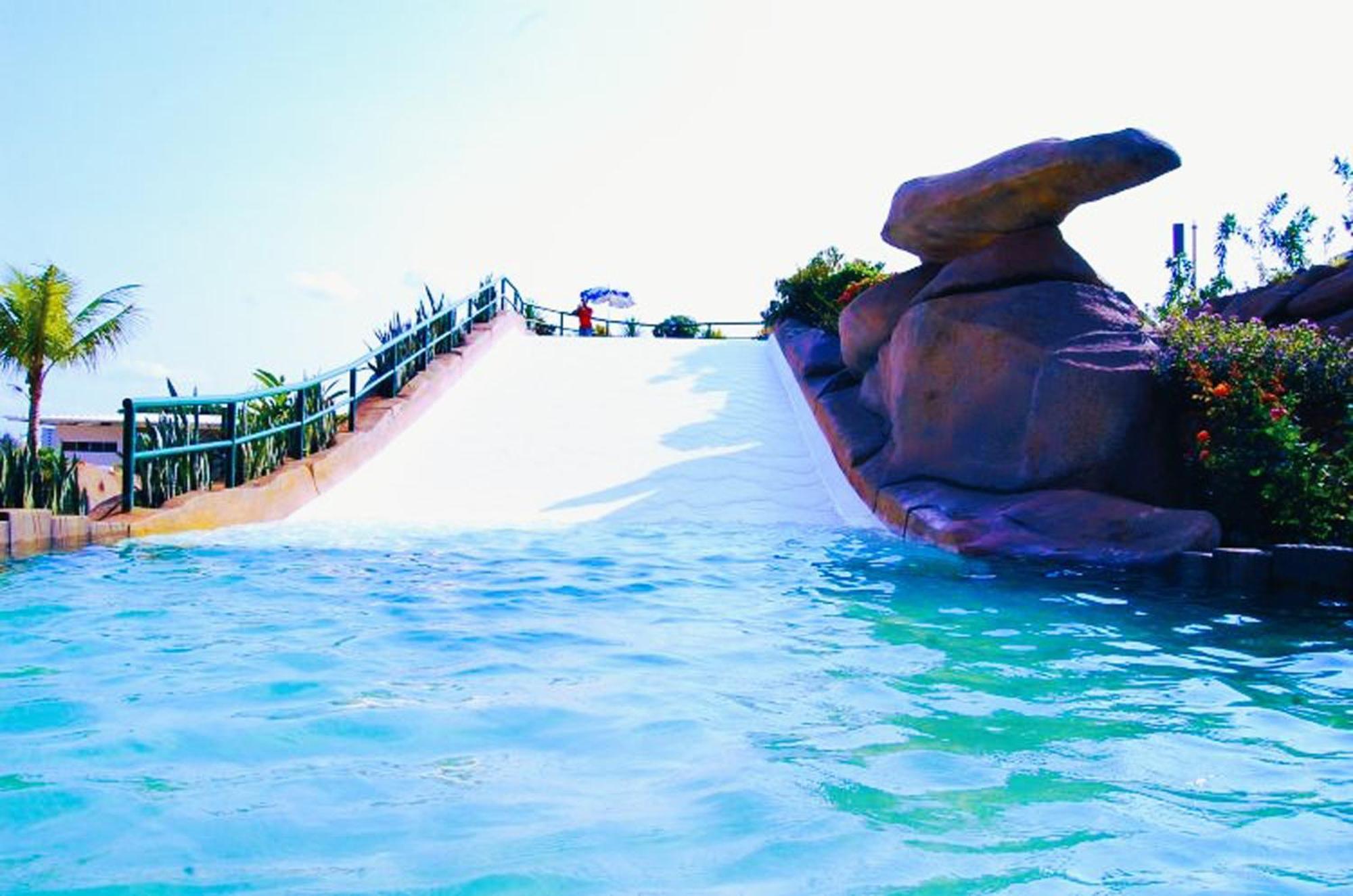 Piazza Diroma - Cortesia Park Diroma, Splash E Slide Caldas Novas Dış mekan fotoğraf