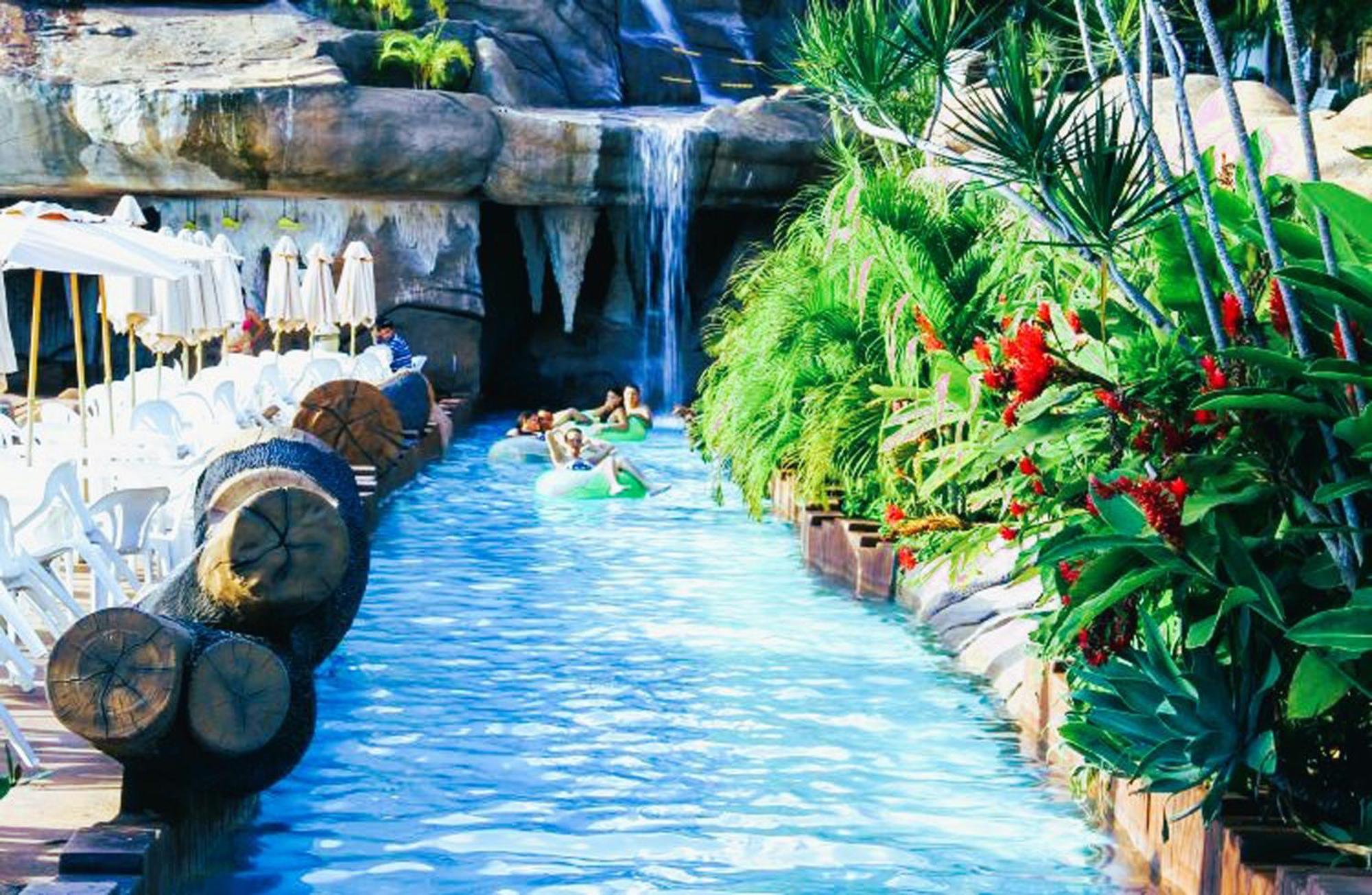 Piazza Diroma - Cortesia Park Diroma, Splash E Slide Caldas Novas Dış mekan fotoğraf