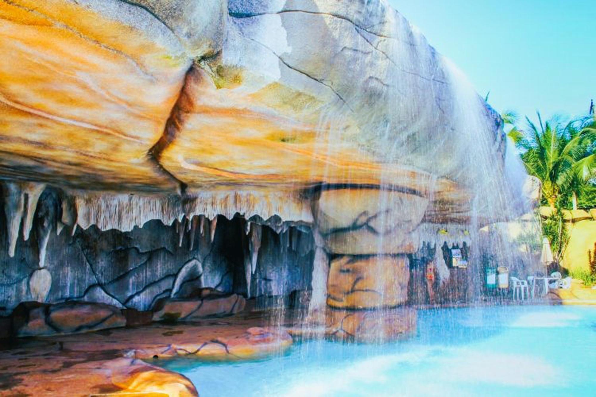 Piazza Diroma - Cortesia Park Diroma, Splash E Slide Caldas Novas Dış mekan fotoğraf