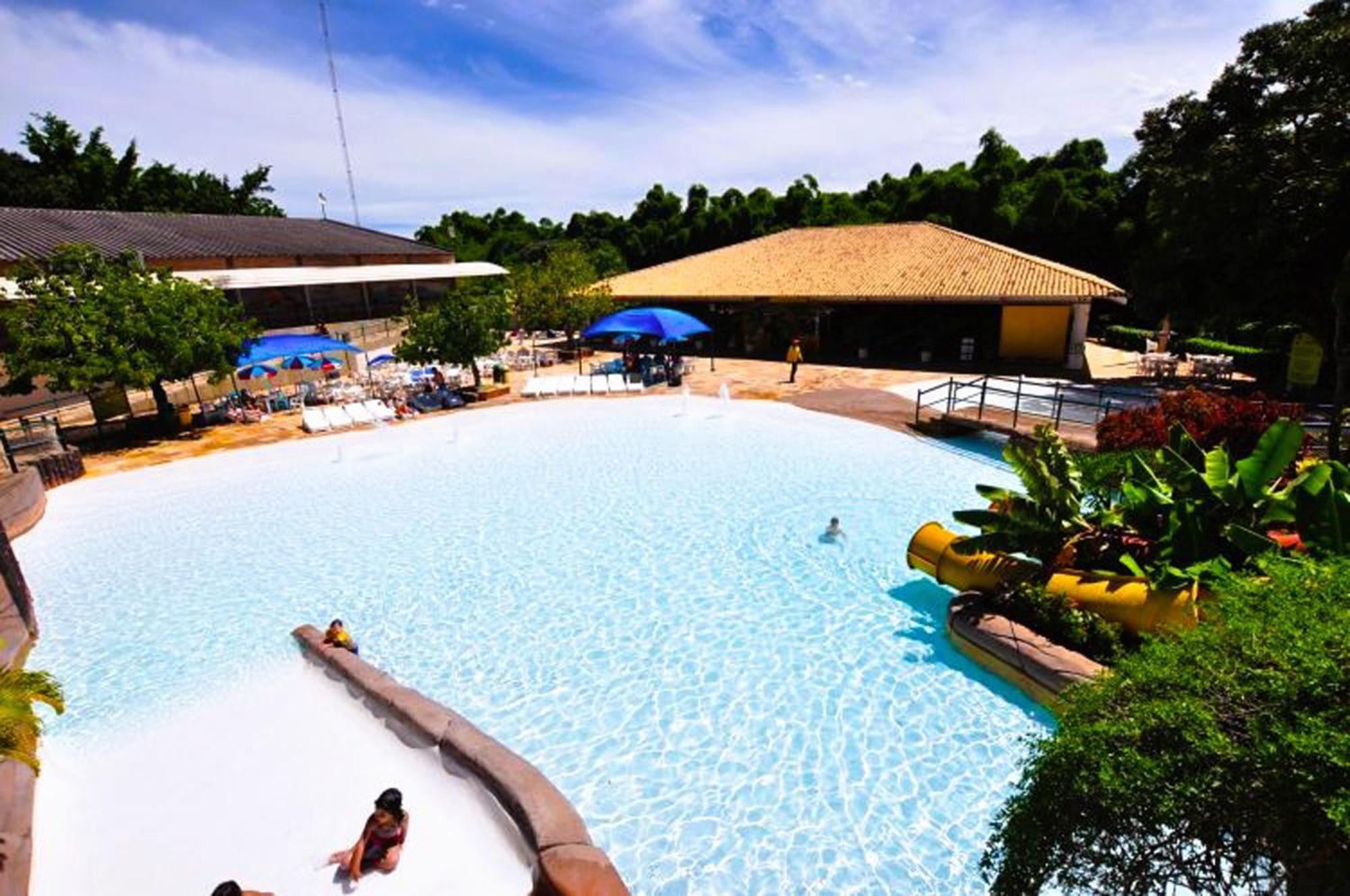 Piazza Diroma - Cortesia Park Diroma, Splash E Slide Caldas Novas Dış mekan fotoğraf